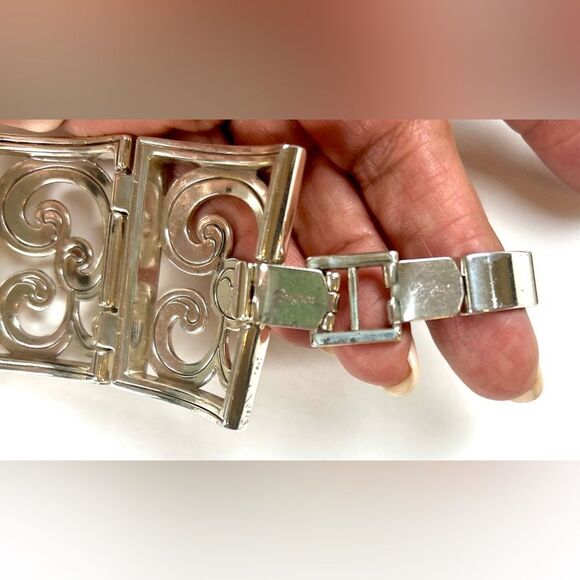 Brighton Vennia Hammered Scroll Bracelet - Picture 8 of 10